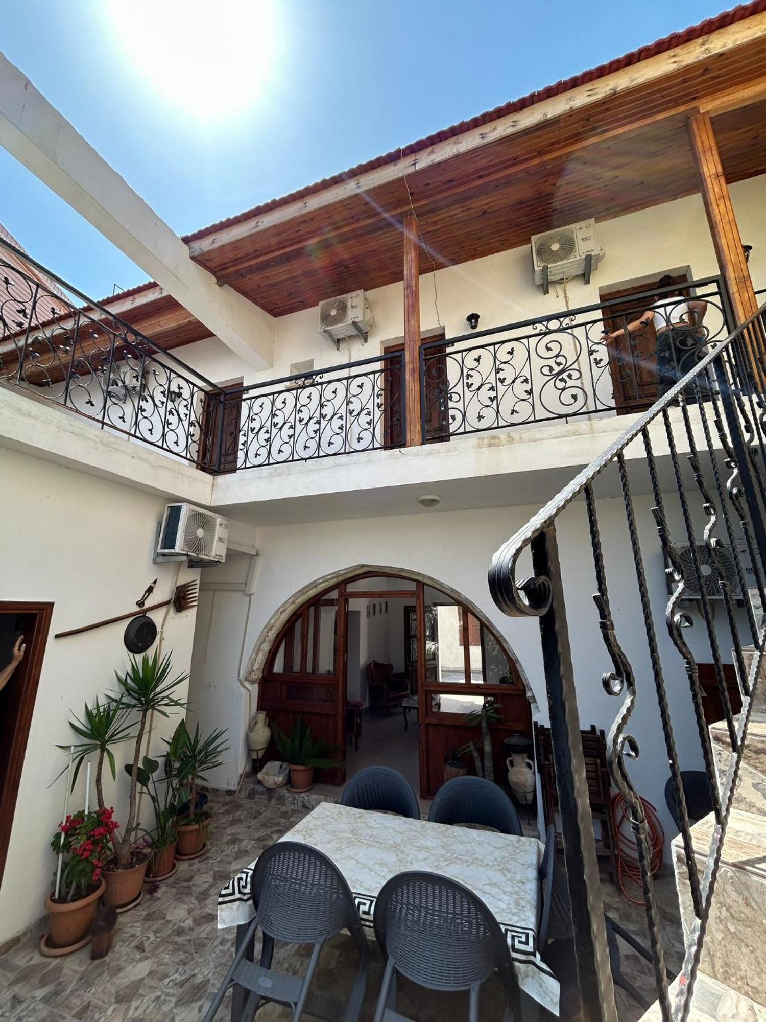 Magic Moon Guest House Famagusta  Exterior photo